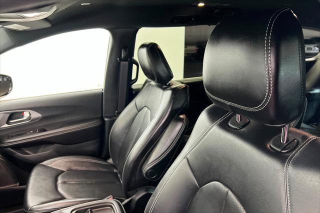 2027 Chrysler Pacifica - $43,499