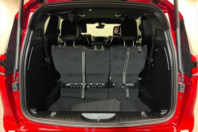 2027 Chrysler Pacifica - $43,499