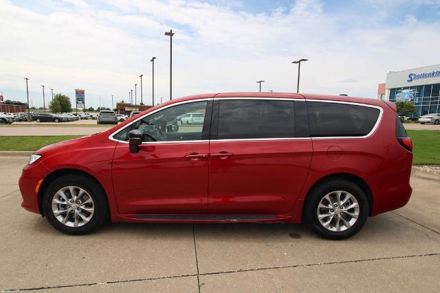 2026 Chrysler Pacifica - $39,885