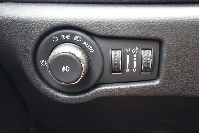 2026 Chrysler Pacifica - $39,885