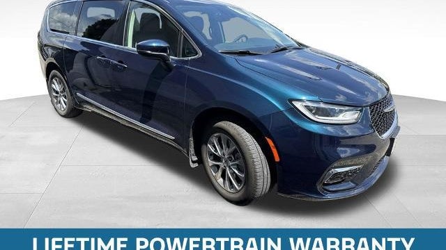 Preowned 2023 Chrysler Pacifica Touring L for Sale