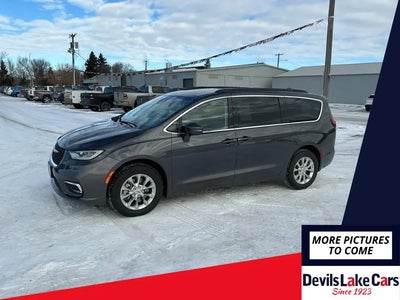 Photo of a 2022 Chrysler Pacifica AWD Touring L 4DR Mini-Van for sale