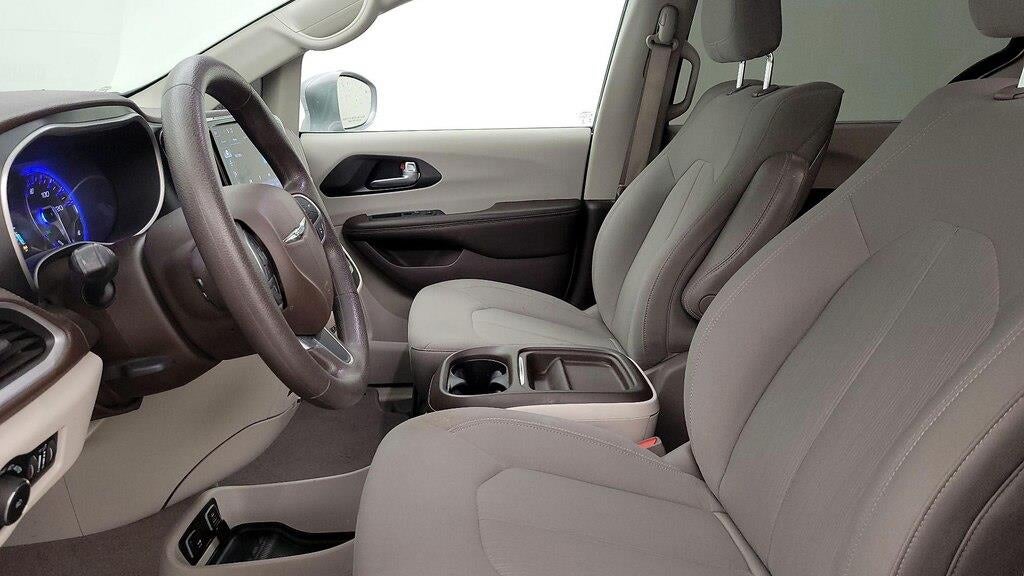 2021 Chrysler Pacifica Touring