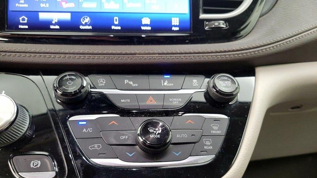 2021 Chrysler Pacifica Touring