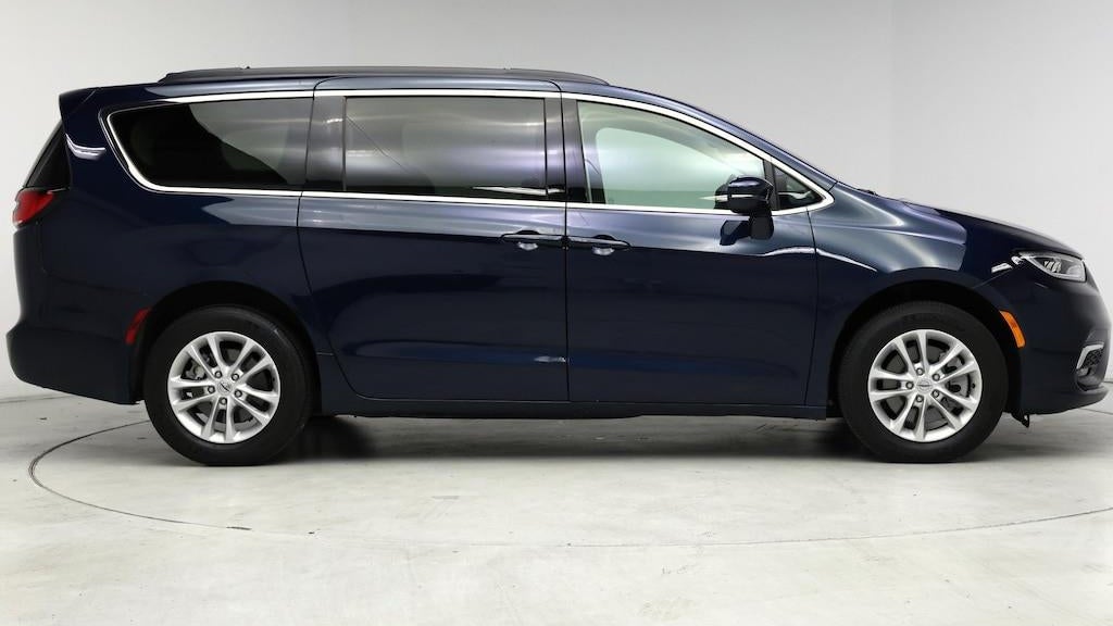 2021 Chrysler Pacifica Touring