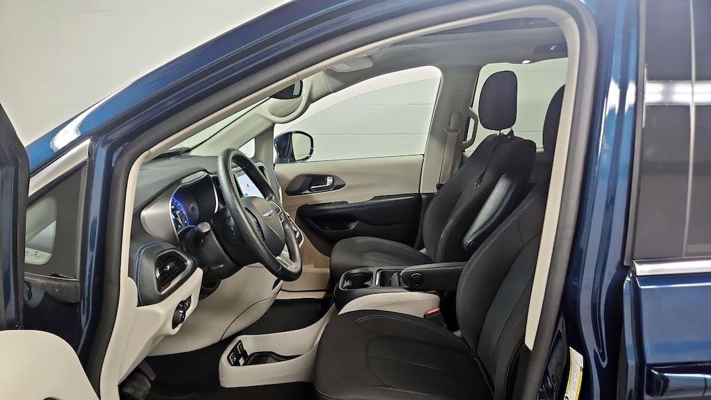 2021 Chrysler Pacifica Touring