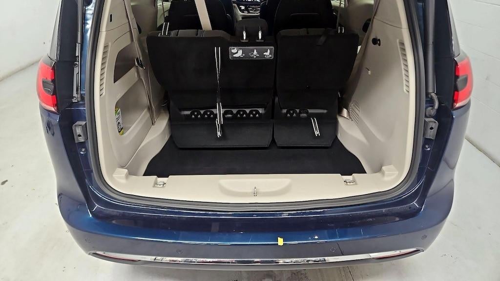 2021 Chrysler Pacifica Touring