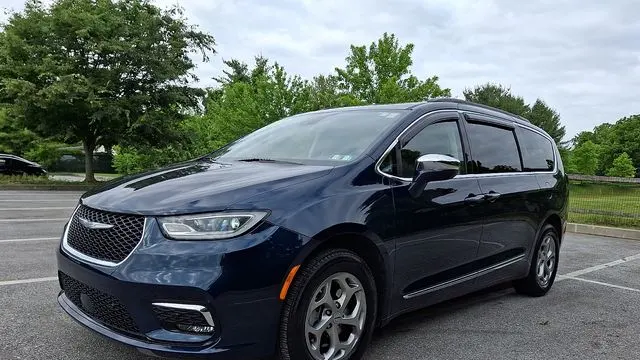 2022 Chrysler Pacifica Limited