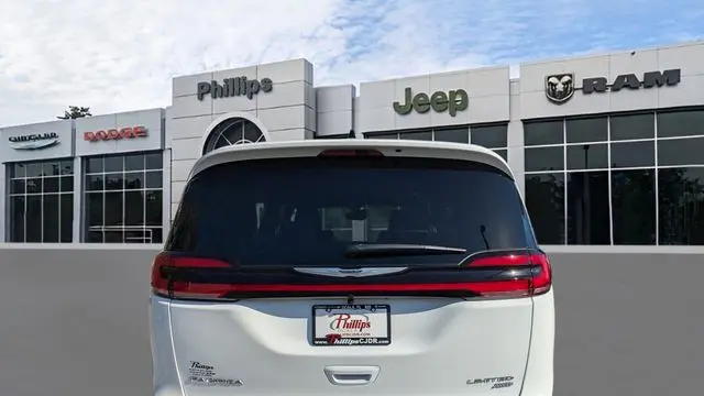 2026 Chrysler Pacifica Limited