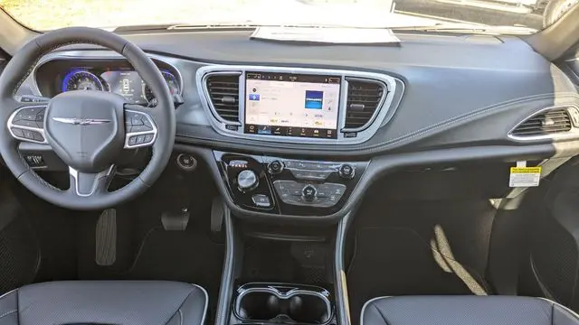 2026 Chrysler Pacifica Limited