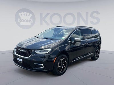 2023 Chrysler Pacifica AWD Limited 4DR Mini-Van
