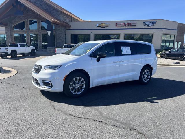 2026 Chrysler Pacifica