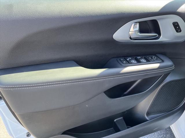 2026 Chrysler Pacifica - $38,994