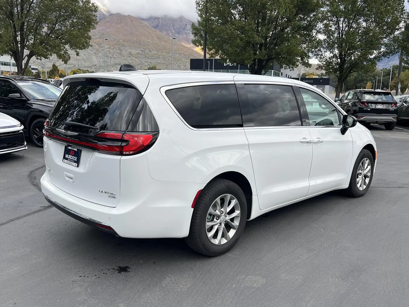 2026 Chrysler Pacifica - $40,498