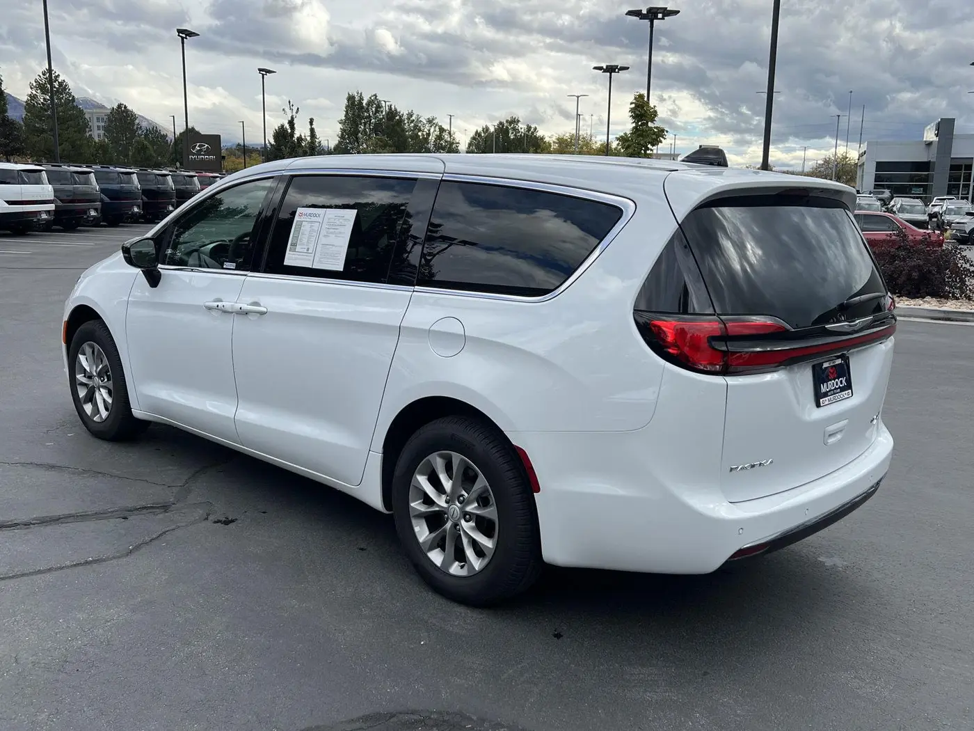 2026 Chrysler Pacifica - $40,498
