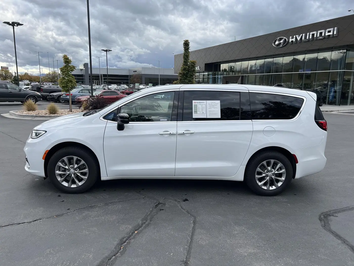 2026 Chrysler Pacifica - $40,498