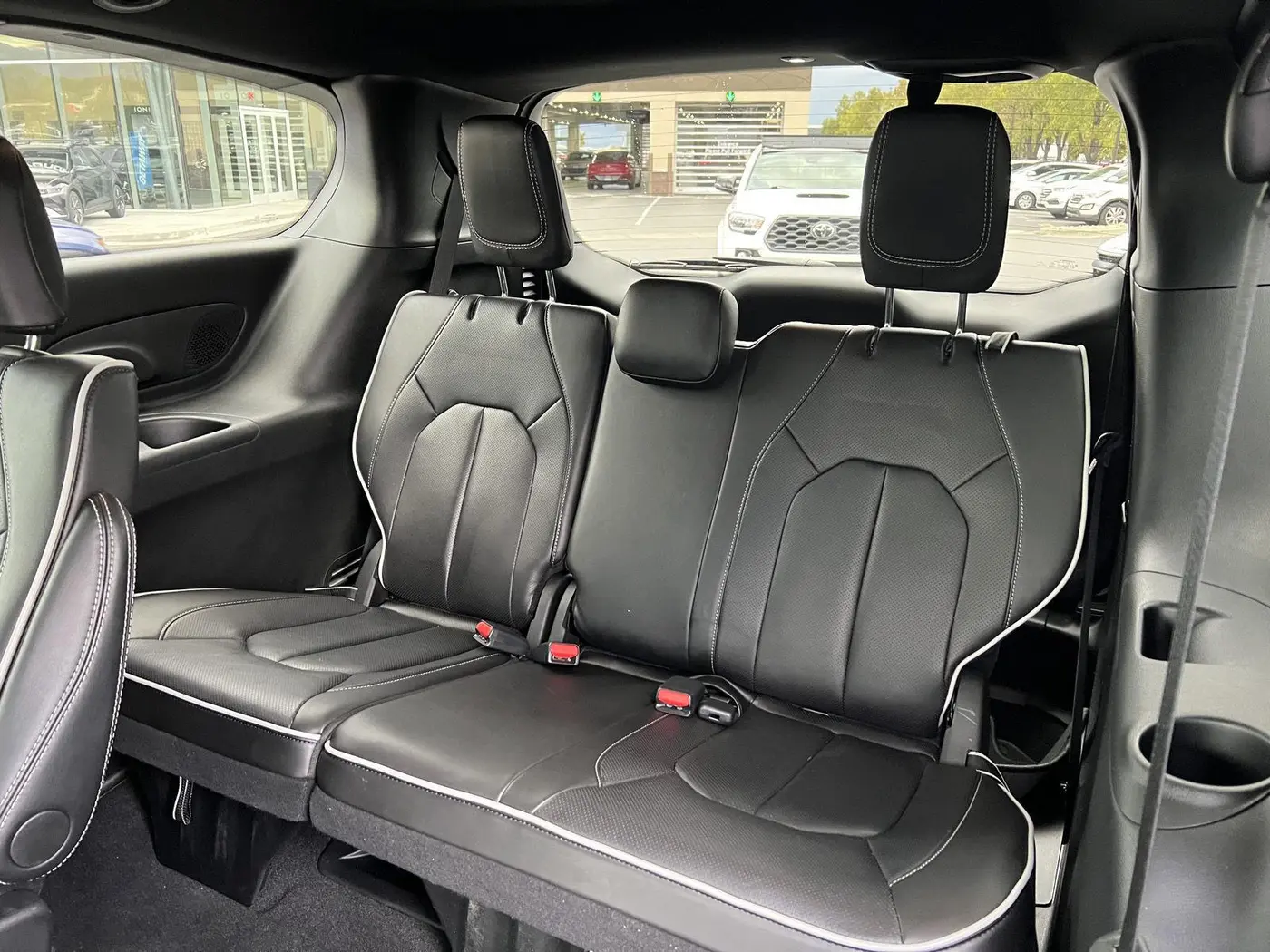 2026 Chrysler Pacifica - $40,498