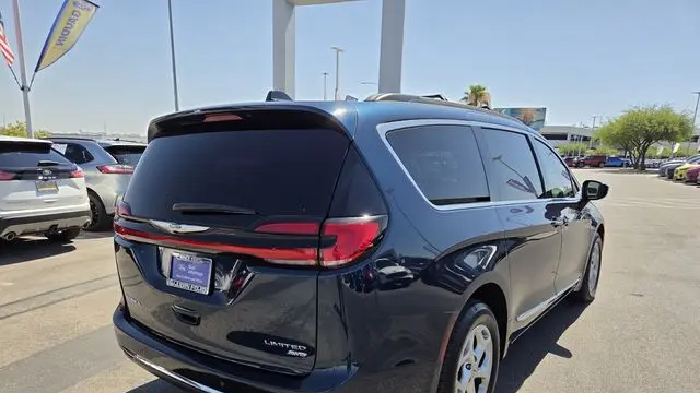 2023 Chrysler Pacifica Limited