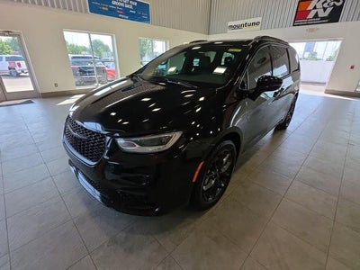 2021 Chrysler Pacifica AWD Limited 4DR Mini-Van