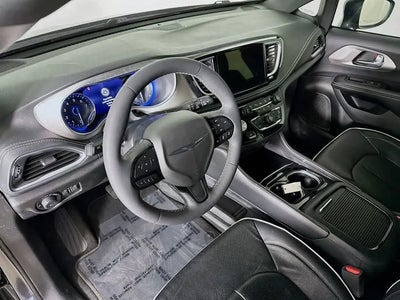 2022 Chrysler Pacifica AWD Limited 4DR Mini-Van