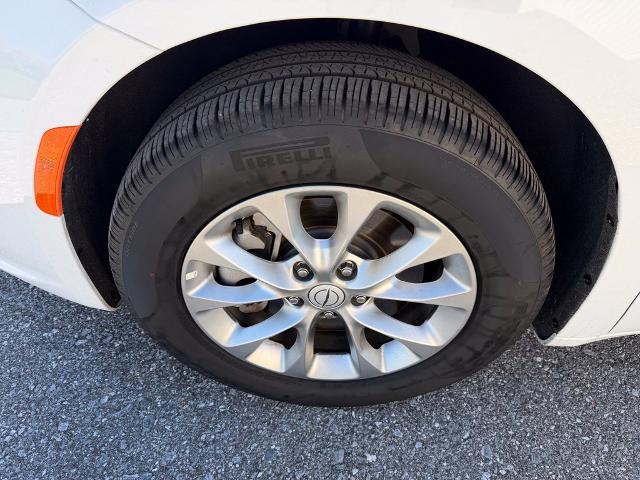 2026 Chrysler Pacifica - $44,498