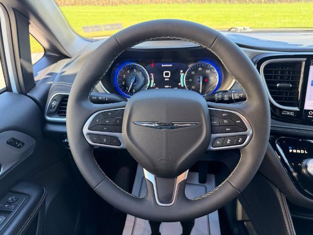 2026 Chrysler Pacifica - $44,498