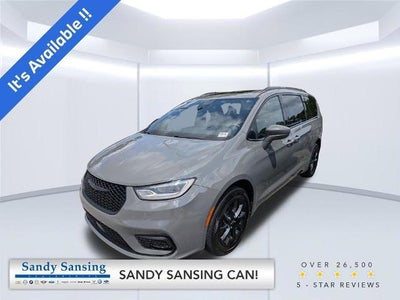 2021 Chrysler Pacifica AWD Limited 4DR Mini-Van
