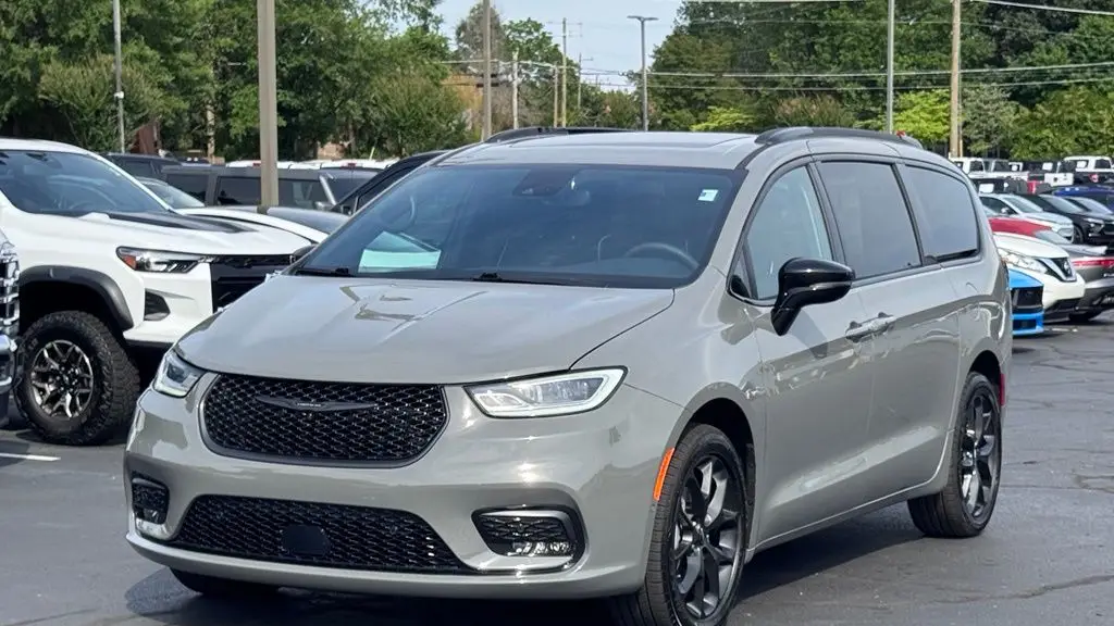 2023 Chrysler Pacifica Limited