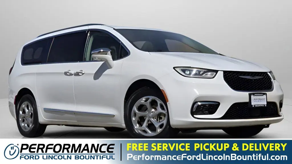 Preowned 2021 Chrysler Pacifica Limited for Sale