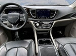 2022 Pacifica Thumbnail 9