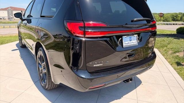 2024 Chrysler Pacifica Limited