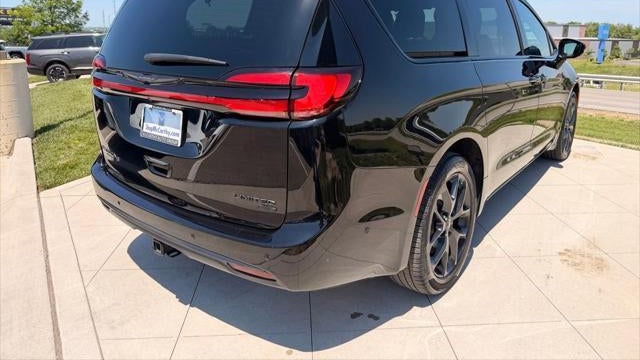 2024 Chrysler Pacifica Limited