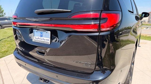 2024 Chrysler Pacifica Limited