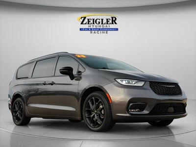 2023 Chrysler Pacifica AWD Limited 4DR Mini-Van