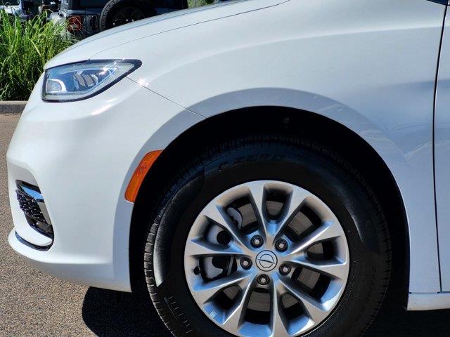 2026 Chrysler Pacifica - $43,706
