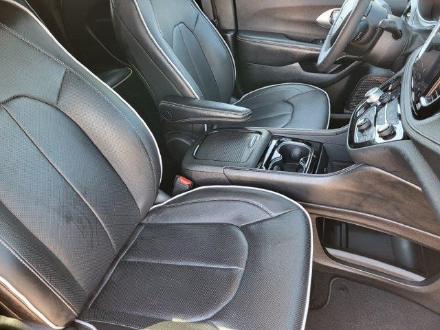 2026 Chrysler Pacifica - $43,706