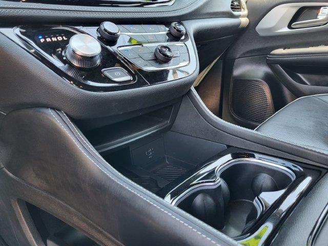 2026 Chrysler Pacifica - $43,706