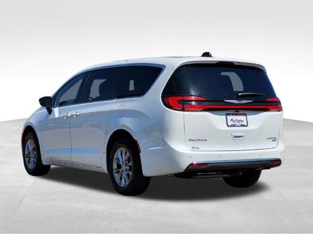 2026 Chrysler Pacifica - $43,706