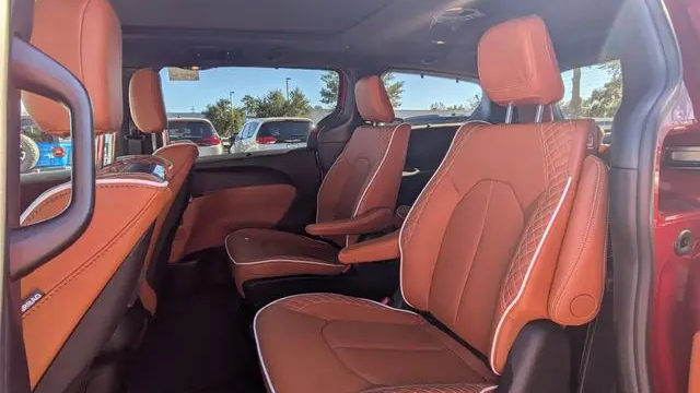 2026 Chrysler Pacifica Pinnacle