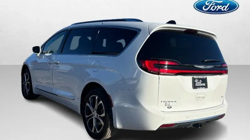 2024 Chrysler Pacifica Pinnacle