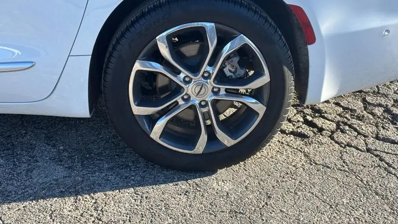 2024 Chrysler Pacifica Pinnacle