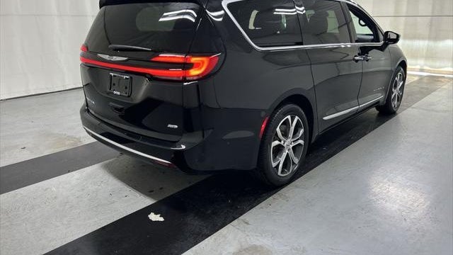 2024 Chrysler Pacifica Pinnacle