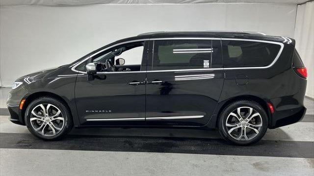 2024 Chrysler Pacifica Pinnacle