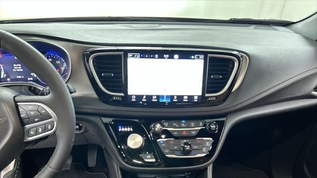 2024 Chrysler Pacifica Pinnacle