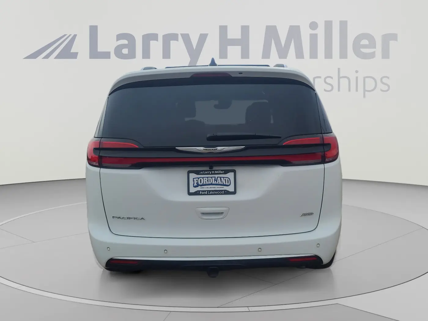 2026 Chrysler Pacifica - $47,207