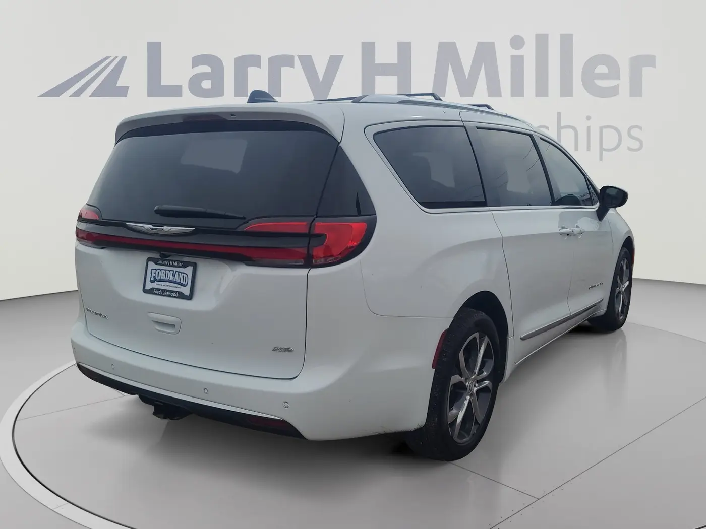 2026 Chrysler Pacifica - $47,207