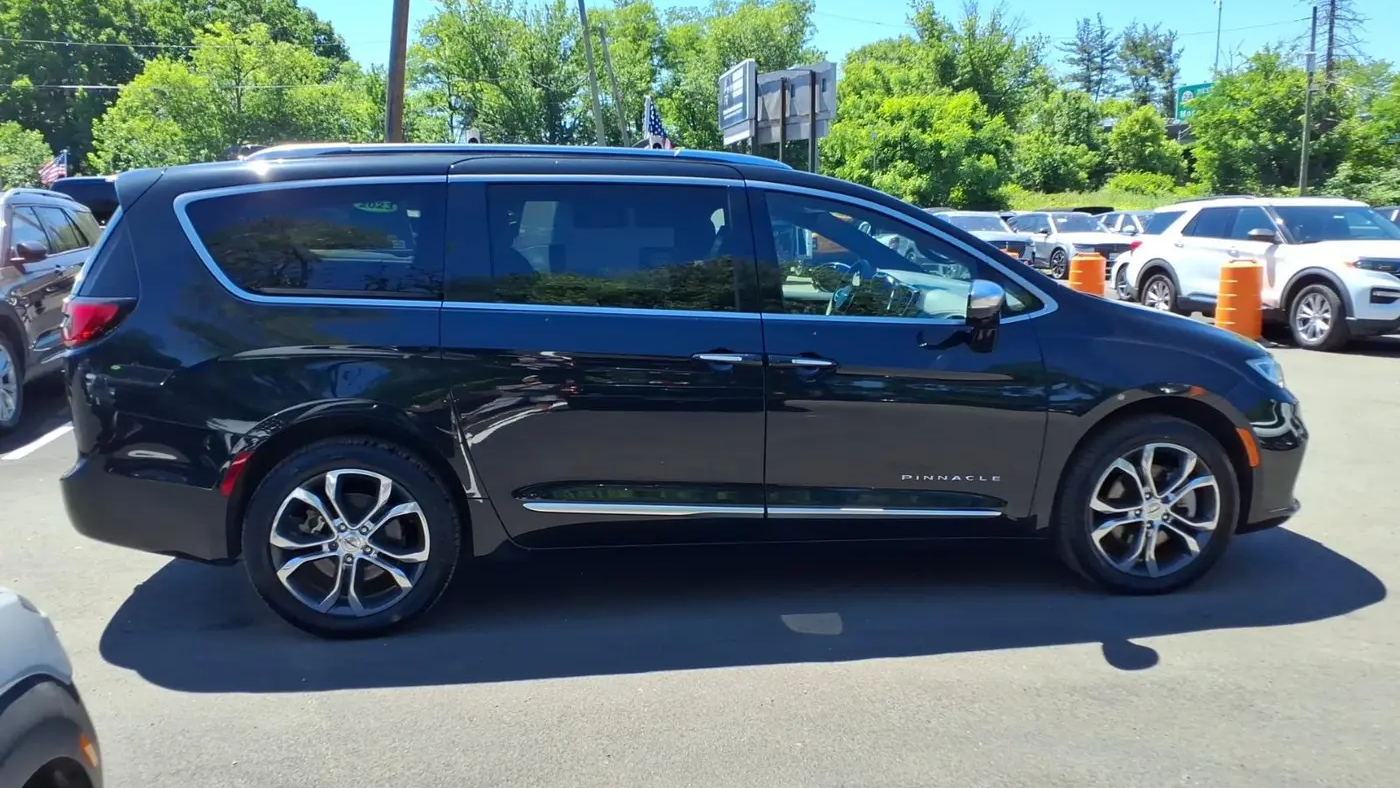 2022 Chrysler Pacifica Pinnacle