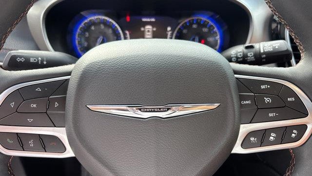 2024 Chrysler Pacifica Pinnacle