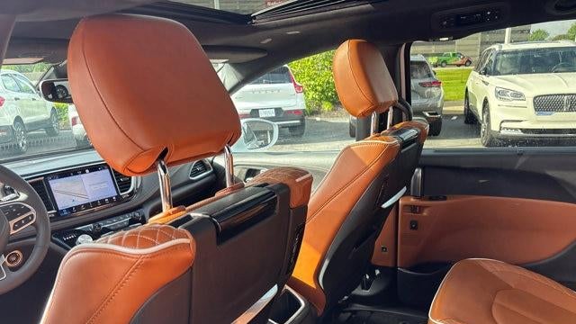 2024 Chrysler Pacifica Pinnacle