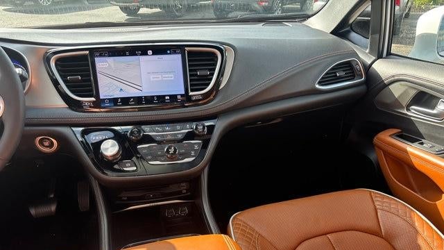 2024 Chrysler Pacifica Pinnacle
